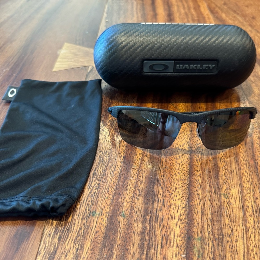 Oakley Carbon Blade Sunglasses Men